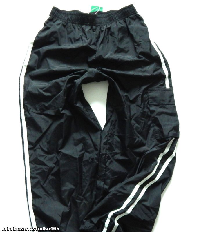 Sportovní šusťák kalhoty vel.M/38