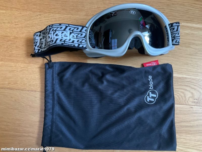 Dětské lyžařské brýle junior šedé černé