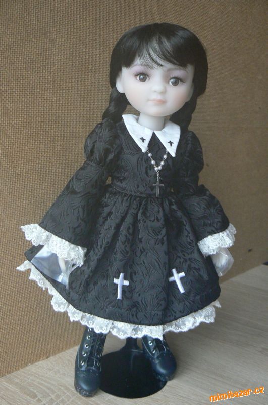 Panenka Ruby Red Siblies 30cm OBLEČEK