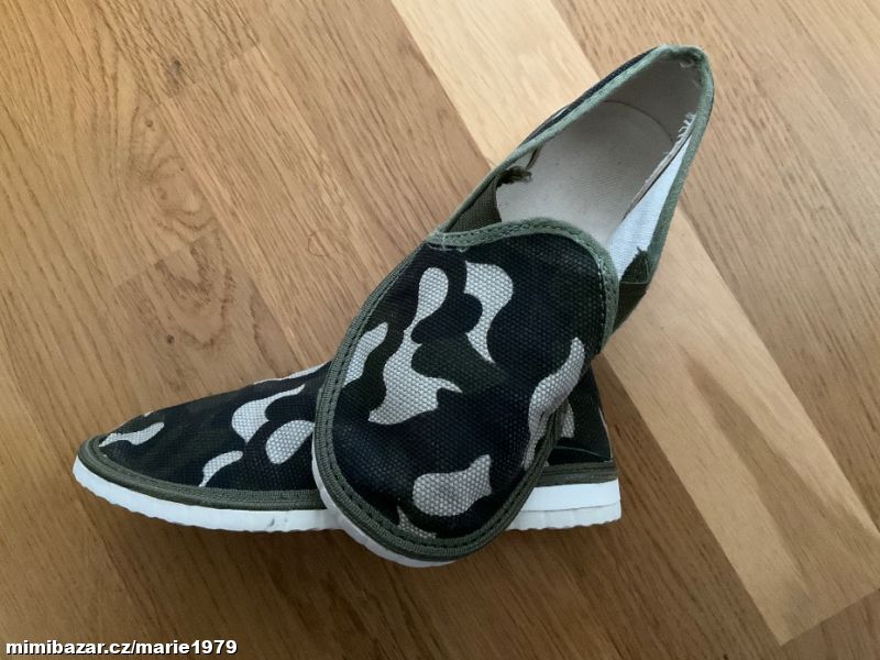 Bačkory přezůvky maskáčové zelené