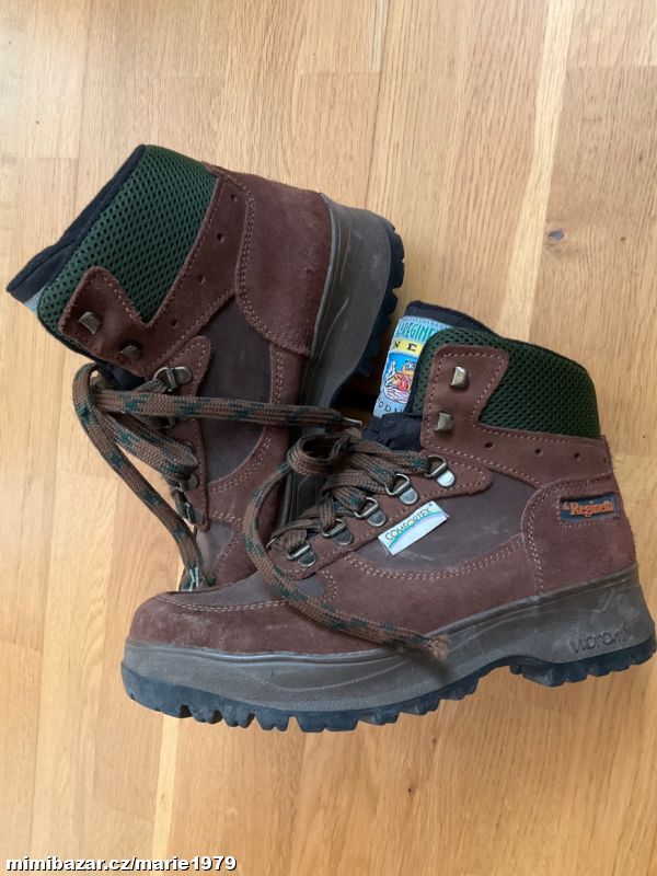 Boty kotníčkové pracovní turistické hnědé