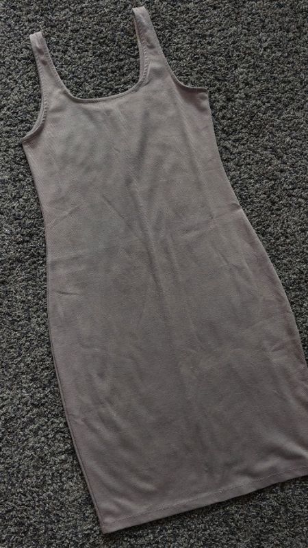 KÁVOVĚ HNĚDÉ LETNÍ PRUŽNÉ ŠATY