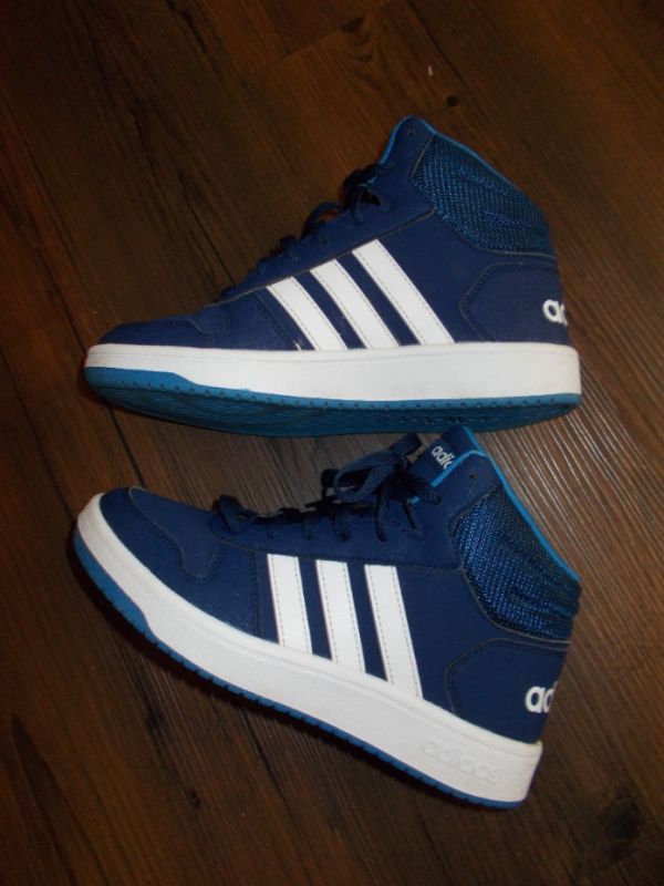 KRASNÉ BOTASKY ADIDAS VEL.37 TOP STAV