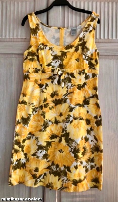 ★★★KRÁSNÉ POUZDROVÉ ŠATY SE SLUNEČNICEMI ★★★