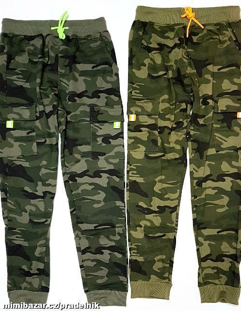 Chlapecké maskáčové tepláky Kugo ve vel.146