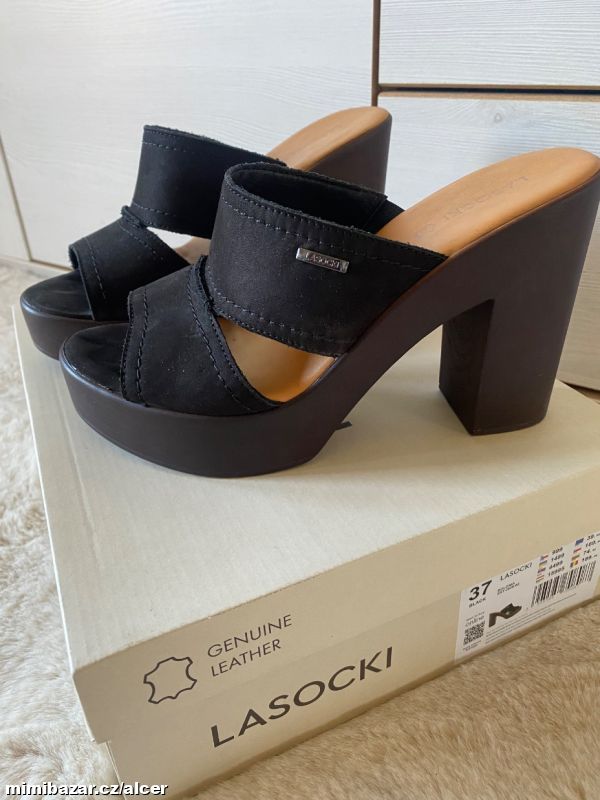 ★★★NÁDHERNÉ KOŽENÉ CUKLE / PANTOFLE ★★★