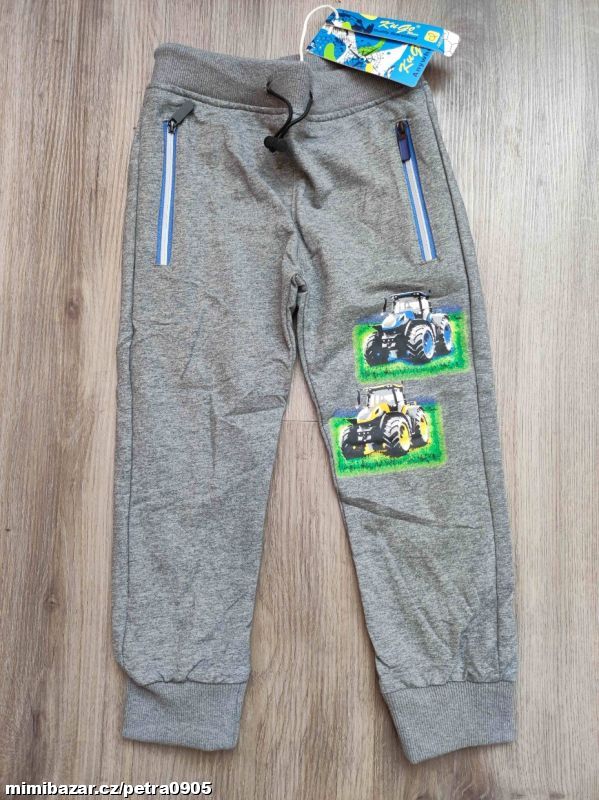 Tepláky traktory 116