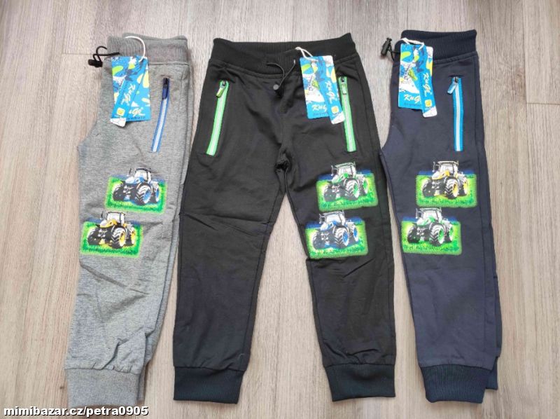 Tepláky traktory 122