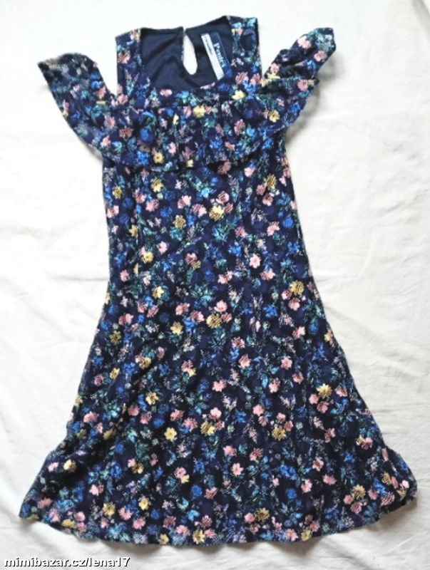 KRÁSNÉ ŠATY-9-10 let, 140 cm