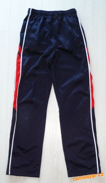 Sportovní modré tepláky