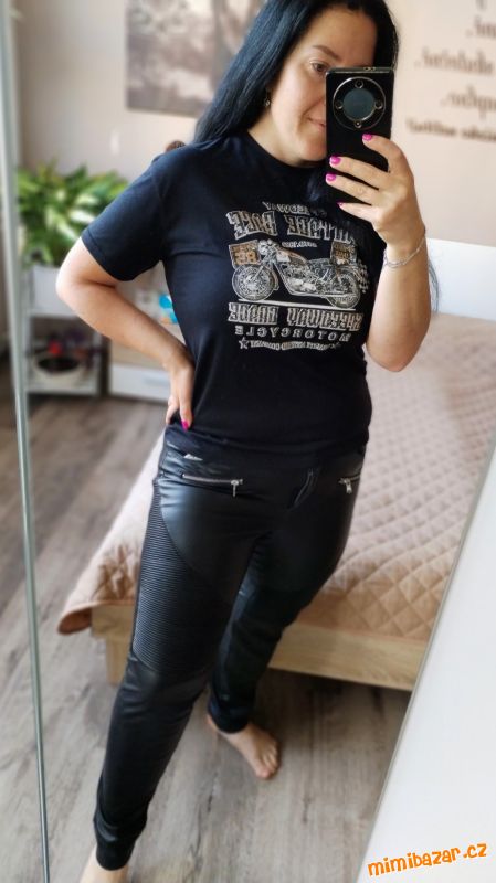 Dámské koženkové kalhoty vel M 38