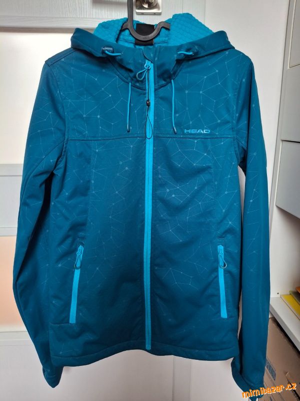 Funkční softshellová bunda v TOP stavu