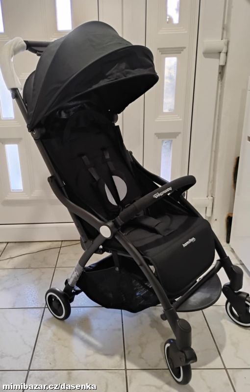 Kočárek Hamilton R1 s automatickým skládáním