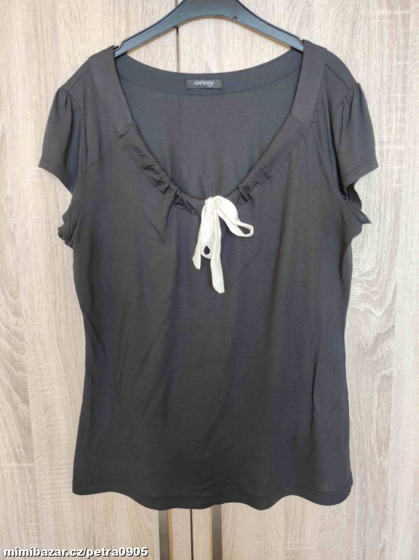 Dámské černé tričko Orsay vel. L