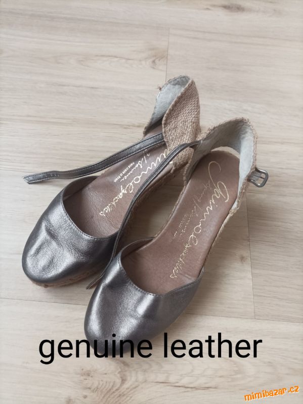 Zlatohnědé kožené espadrilky na klínku Gaimo