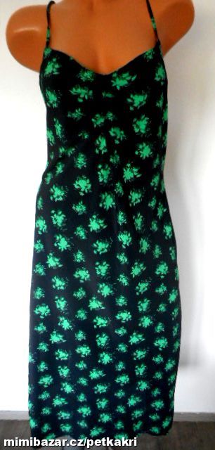 černé květované šaty měřte