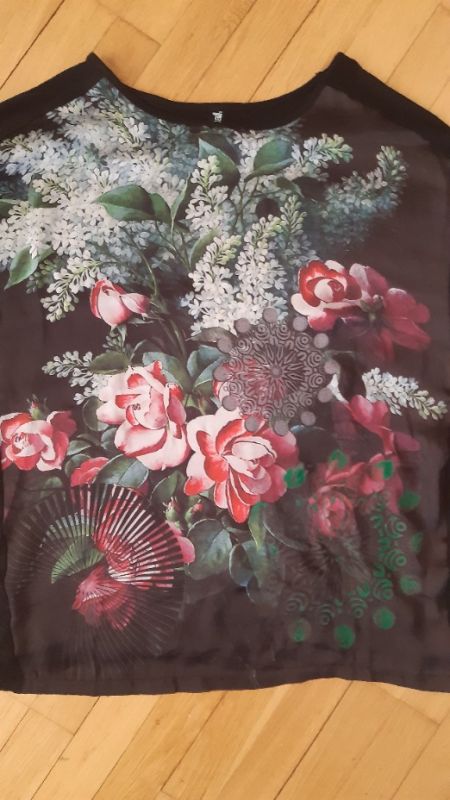 Krásná blůzka zn. DESIGUAL