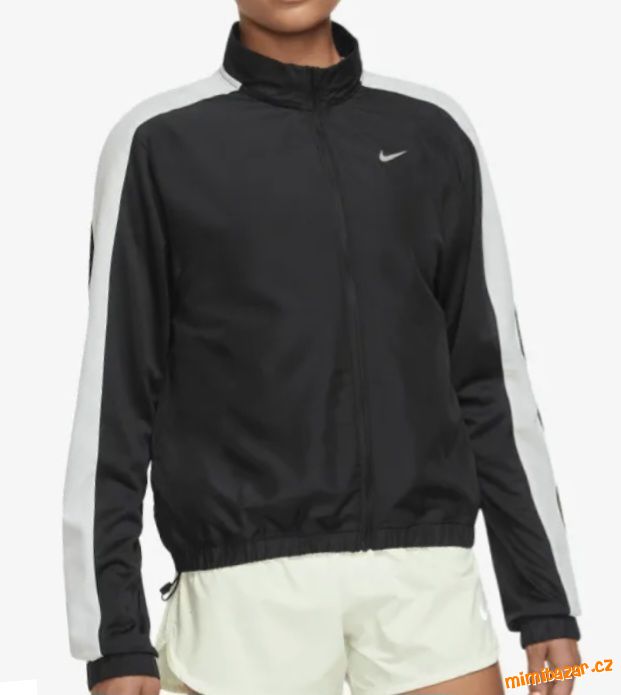 Bunda Nike Dri Fit vel. S n.o.v.á.