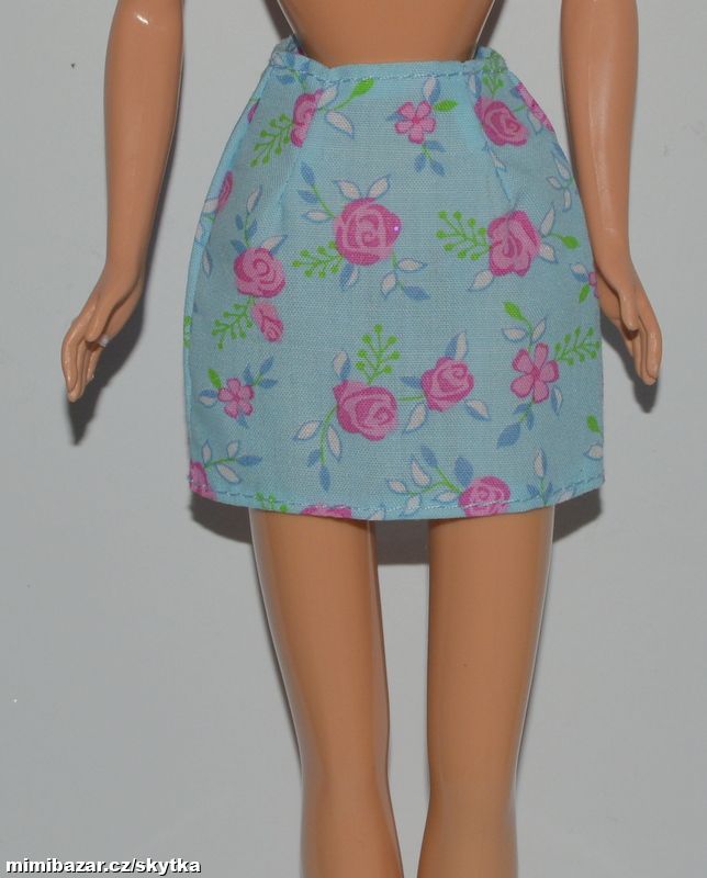  + + + OBLEČENÍ PRO PANENKU BARBIE + + + 