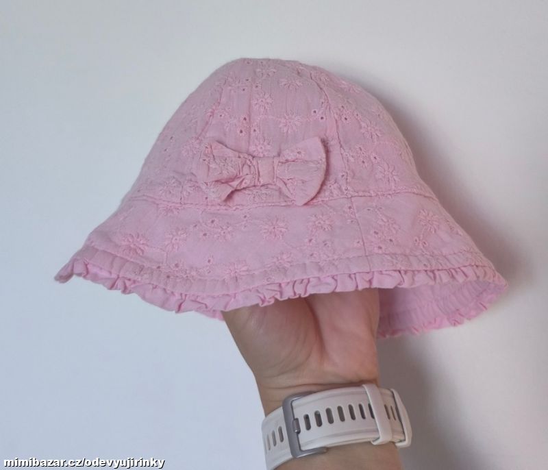 Madeirový klobouček 48 cm