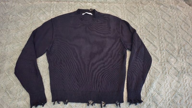 Pánská svetr s trháním