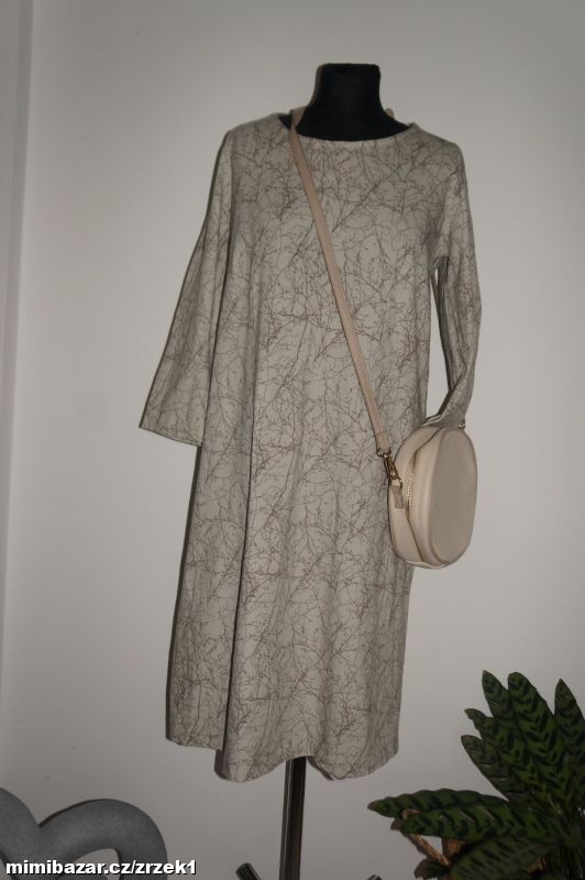 HAND MADE příjemné šaty vel.40/42