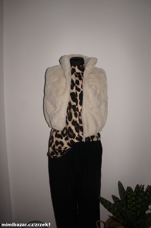 FB Sister nádherná kožíšková vesta vel.XS
