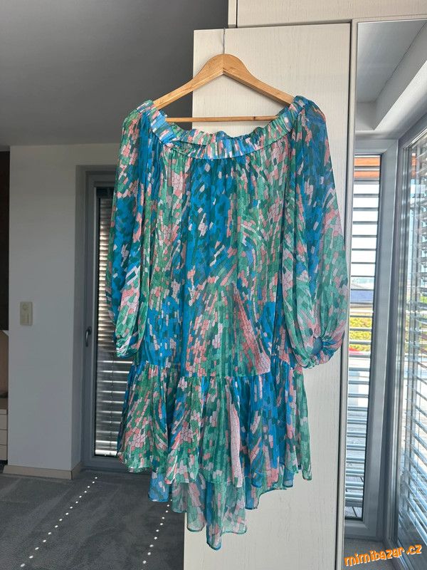 ted Baker luxšaty s