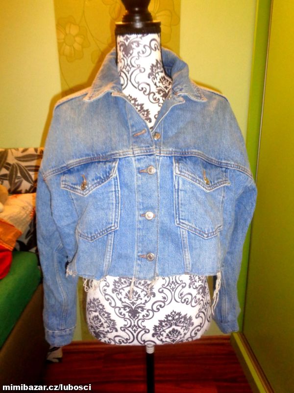 Moderní měkoučká riflová bunda