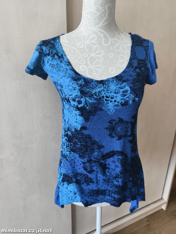 VÝRPODEJ Triko Desigual M