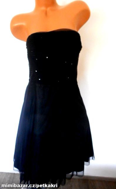 černé společenské šaty na prsa s kamínky uk 14