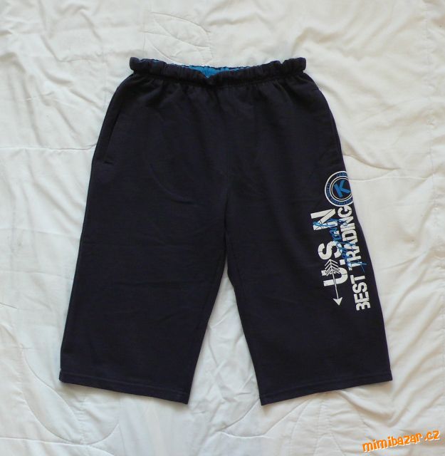 3/4 SPORTOVNÍ KALHOTY, TEPLÁKY KUGO