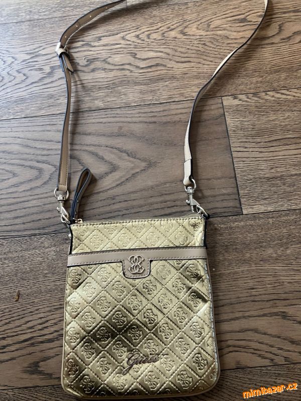 Kabelka Guess