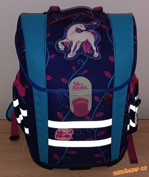 Aktovka pro 1.-3. třídu