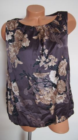 Čokoládový saténový top s květy V.XL