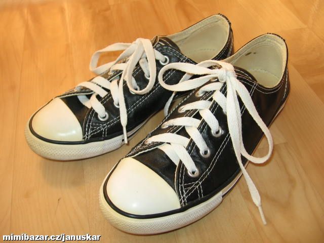 Černé dámské boty / tenisky CONVERSE