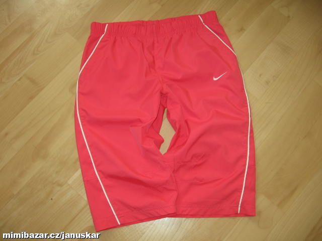 Dívčí 3/4 kalhoty / kraťasy Nike