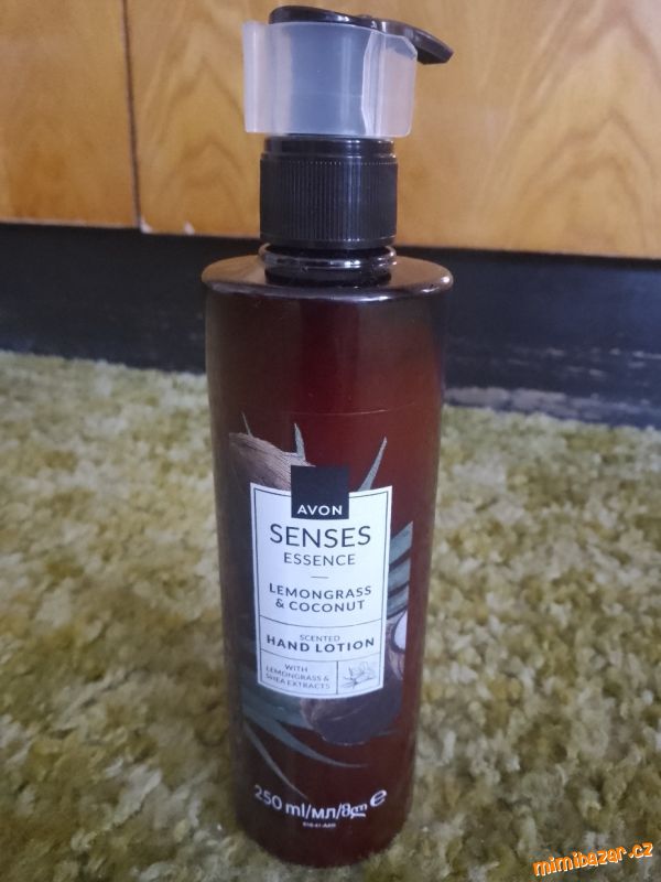 Mléko na ruce s vůní citronové trávy a kokosu