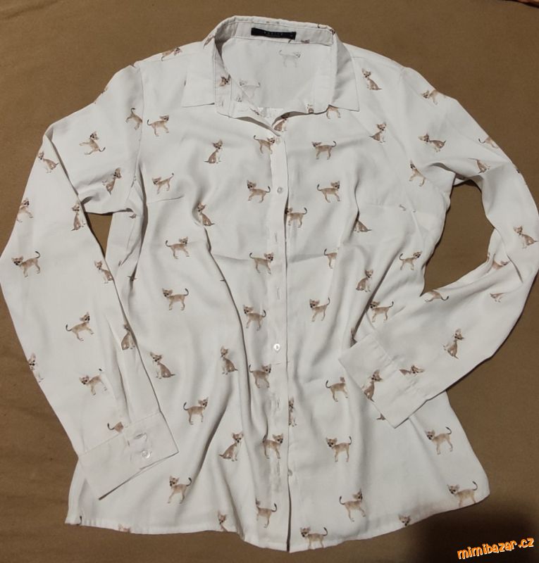 Košile Mohito s potiskem čivava