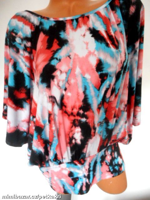 pestrobarevný netopýří top do nápletu uk 16