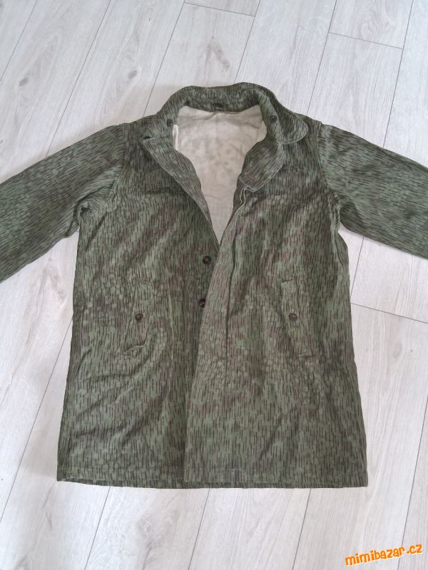 Vojenská bunda jehličí