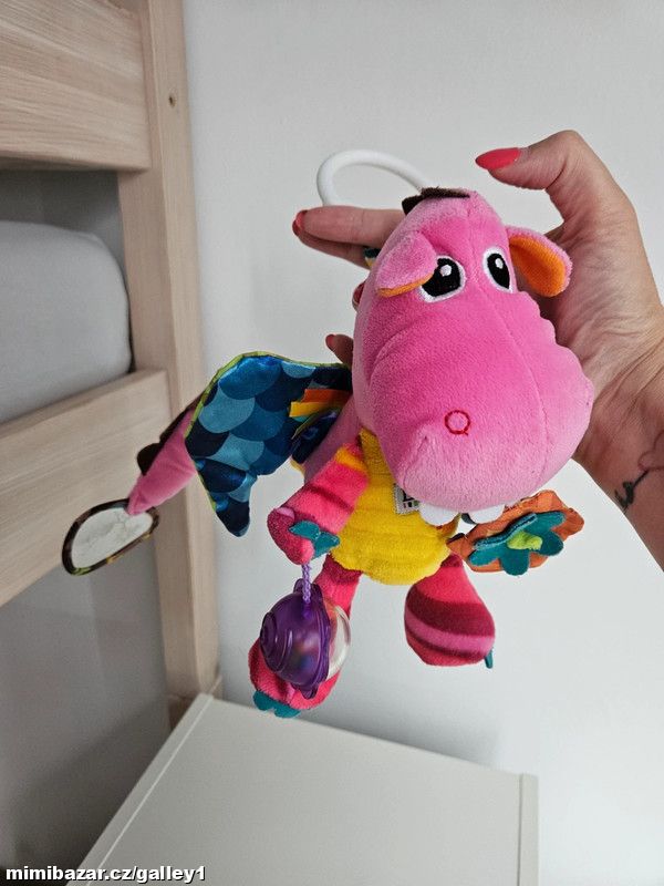 Závěsná hračka na kočárek