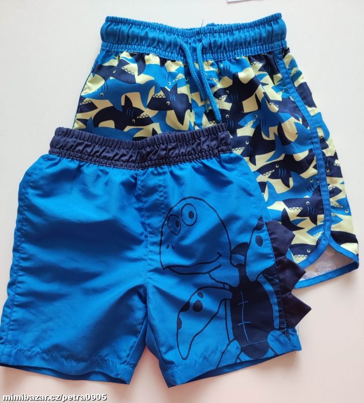 Chlapecké kraťasy slabé vel. 110 2 kusy