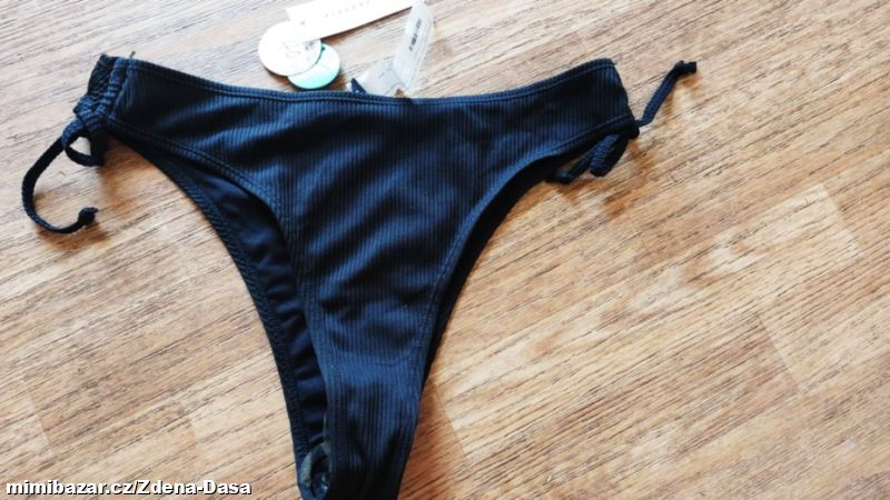 dámské černé plavky spodní díl vel. 40 ve. M/L
