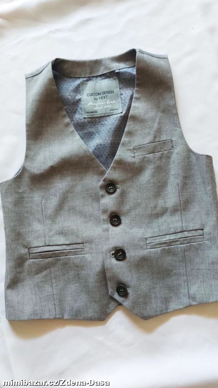 šedá sváteční vesta Next vel. 98
