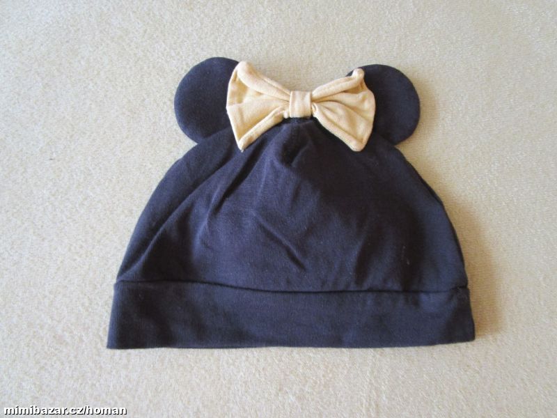Pěkná dívčí černá bavl. čepička Disney z H&M