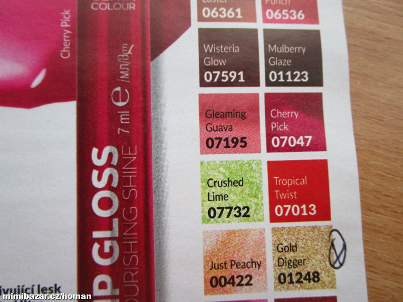 Vyživující lesk na rty Ultra - zlatý odstín