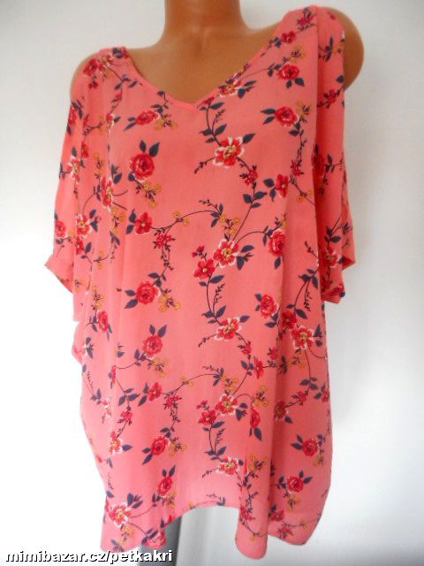 volná květovaná halenka s krajkou měřte