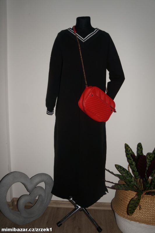 Fashion dlouhé mikinové šaty s kapsami vel.L