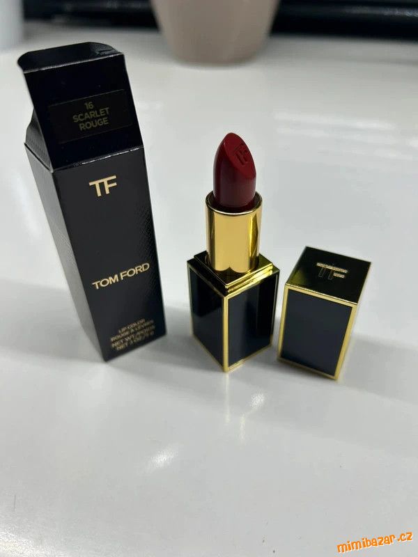 Rtěnka Tom Ford - odstín 16 scarlet rouge